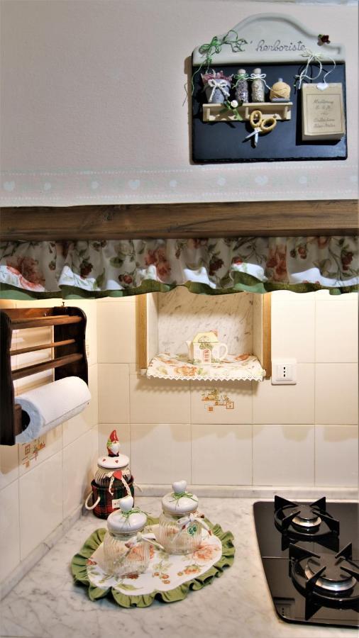 La Casina Dei Cuori Di Nonna Miglia Villa Pallerone Kültér fotó
