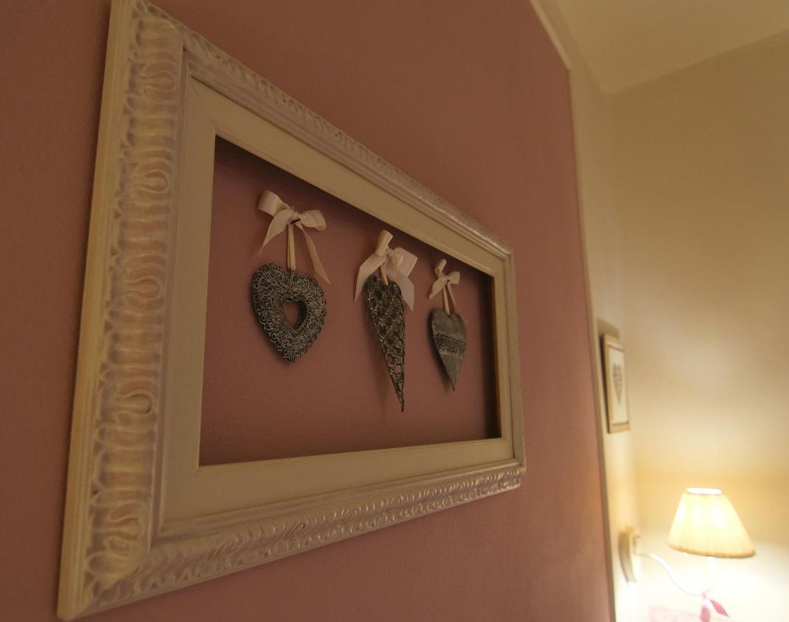 La Casina Dei Cuori Di Nonna Miglia Villa Pallerone Kültér fotó