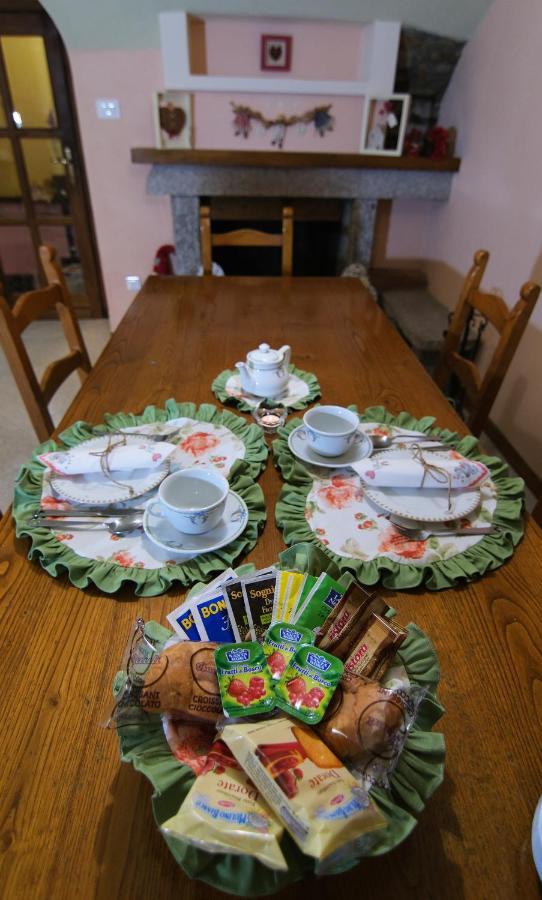 La Casina Dei Cuori Di Nonna Miglia Villa Pallerone Kültér fotó